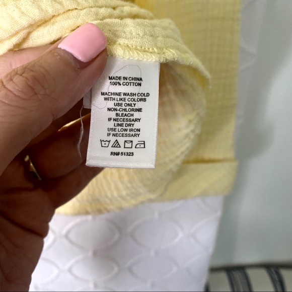 NWT 1. State Gauze Button Down Front Tie Butter Yellow Crop Small - Picture 6 of 7